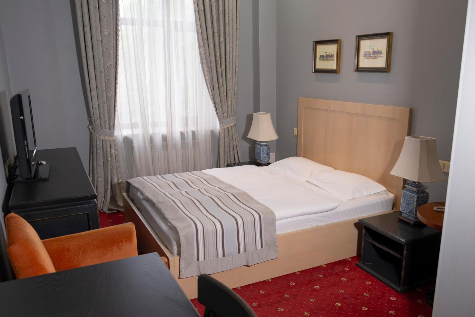 Plaza Hotel Kokshetau Exterior foto