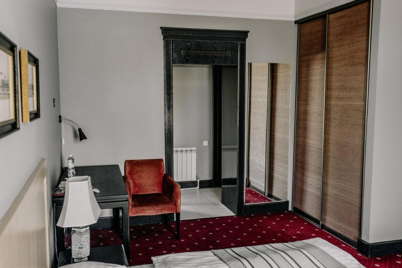 Plaza Hotel Kokshetau Exterior foto